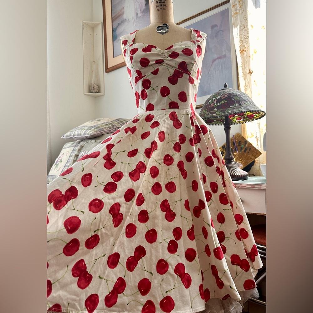 Ixia Cherry Print White Sweetheart Bust Midi Dress- size S - Picture 5 of 8